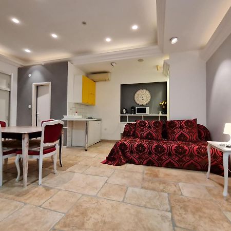 Apartmani N.May'S Karlovac Bagian luar foto
