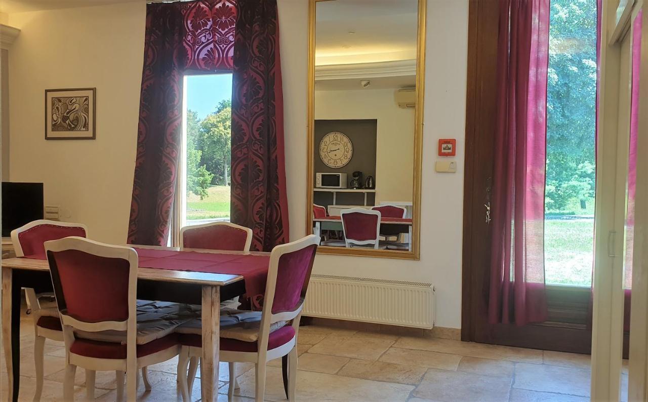 Apartmani N.May'S Karlovac Bagian luar foto