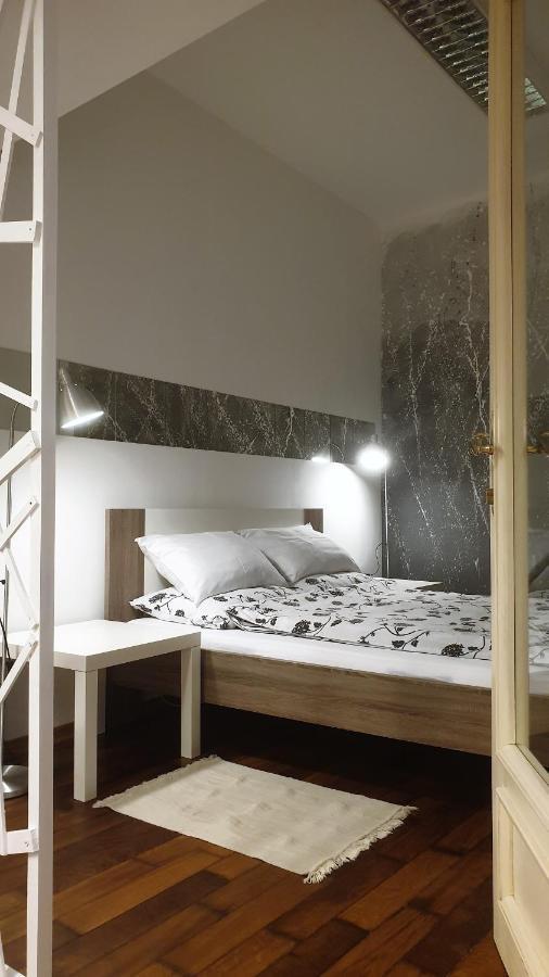 Apartmani N.May'S Karlovac Bagian luar foto