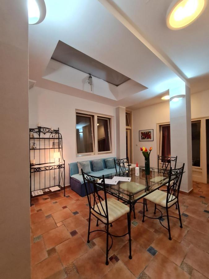 Apartmani N.May'S Karlovac Bagian luar foto