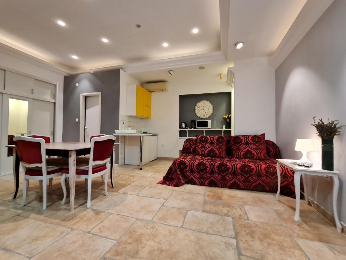 Apartmani N.May'S Karlovac Bagian luar foto